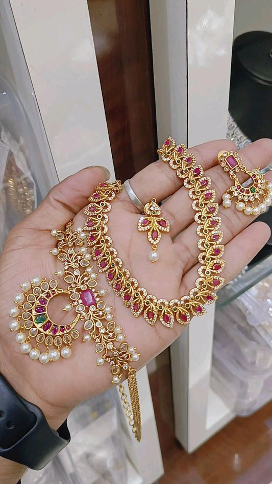 Sparsh Star and Diamond Necklace Set